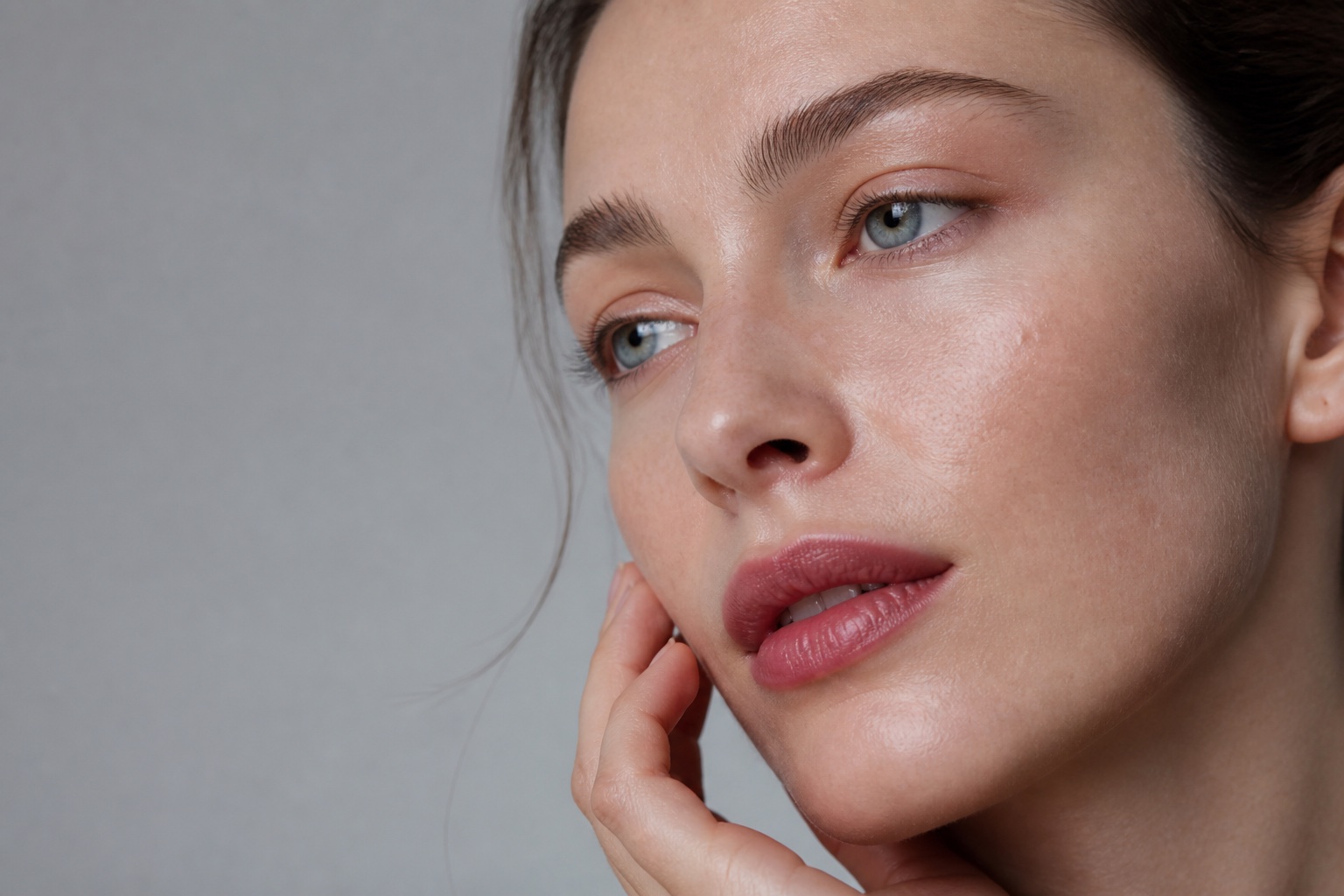 Naturlig makeup och hudtextur